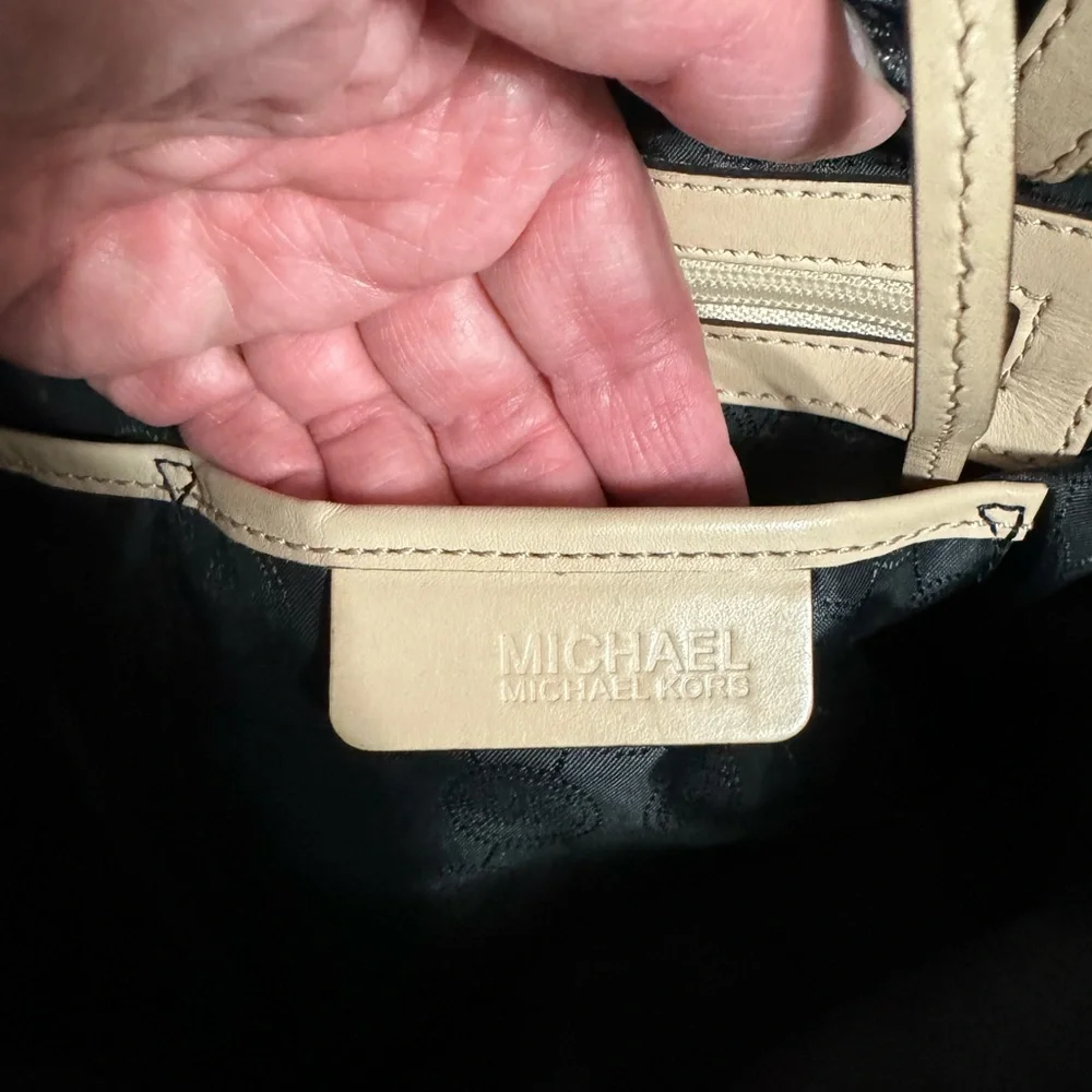 Michael Kors Jet Set Large Black Patent Leather Tote‎